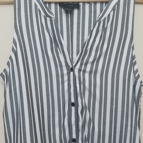 Sanctuary Striped Sleeveless Tie Front Tank Medium - Picture 3 of 6